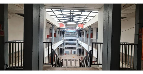 Edificio Con Anteproyecto Aprobado