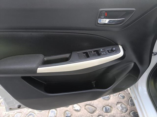 Suzuki Swift 1.2 Glx At