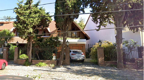 Casa 5 Amb. Con Jardín-piscina-quincho En Martínez