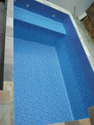 Imagem 1 de 4 de Contruçao E Escavaçao De Piscinas