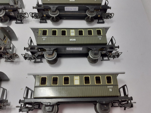 Imagen 2 de 10 de Nico 6 Antiguos Coches Pasajeros Marklin Metal H0 (fpm 05)
