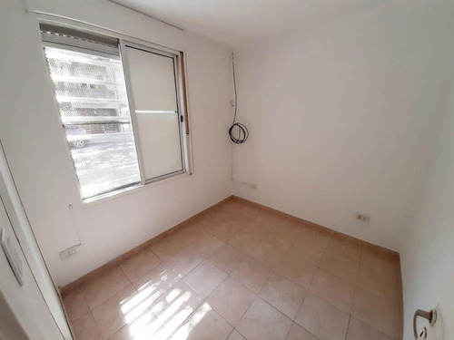 Imagen 13 de 18 de Departamento 1 Dormitorio - Planta Baja - Abasto