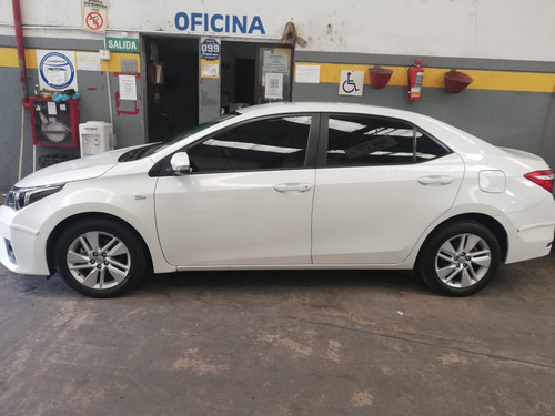 Toyota Corolla Xei Pack 1.8 Cvt Sedan 4 Puertas - 2015
