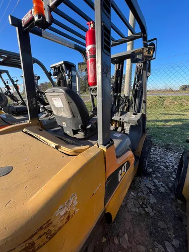 Autoelevador Cat Dp30nm 3000kg Diesel Torre Triple C/desp