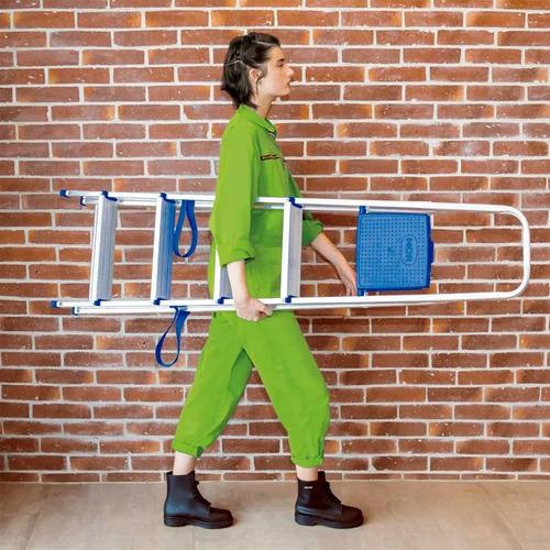 Imagen 10 de 10 de Escalera Tijera De Aluminio Plegable 5 Escalones Mor 5103 Base Antideslizante, Traba De Seguridad. Ultimo Escalon Como Plataforma Y Soporte De Aluminio Para Sujetarse