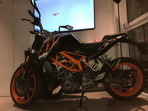 Imagen 15 de 16 de Ktm Duke 390
