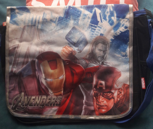 Mochila Escolar Ruz Modelo Avengers