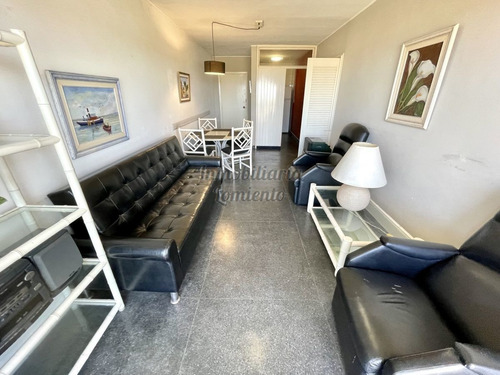 Imagen 4 de 15 de Venta Apartamento 2 Dormitorios Frente Al Mar Playa Brava
