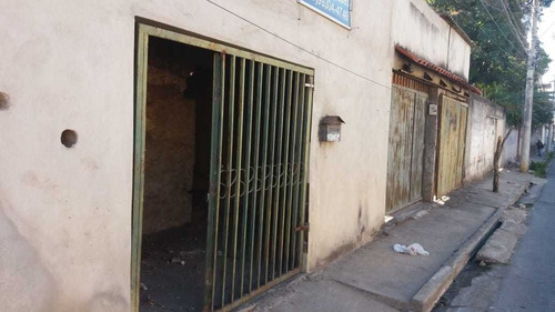 Imagem 5 de 14 de Lote 360 M² C/ Duas Casas, Um Barracão 2 Lojas, Um Apto