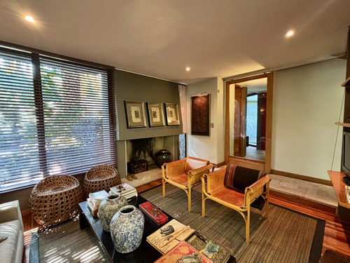 Exclusiva Casa Bdo Larrain, Un Piso, Mediterranea 6d