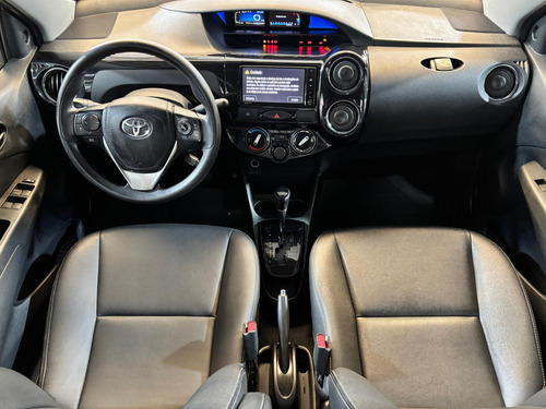 Toyota Etios 1.5 XLS SEDAN 16V FLEX 4P AUTOMÁTICO