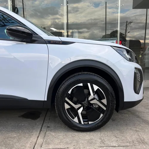Peugeot 2008 1.2 Style