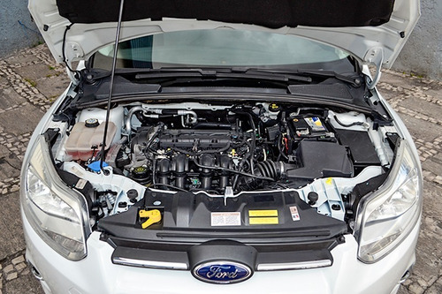 Focus S 1.6 Flex Automático 2013/14 Completo 4pneus Michelin