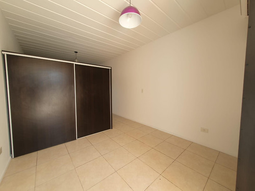 Departamento Amoblado Con Patio En Venta