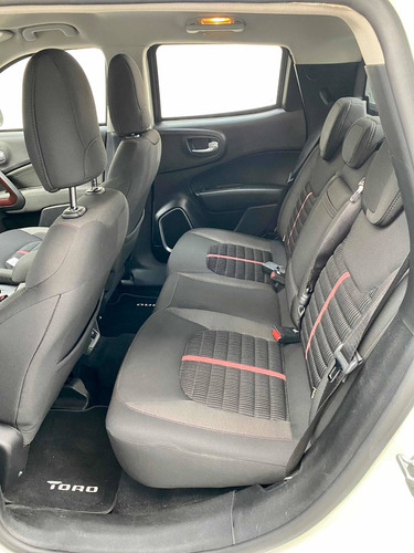 Imagem 10 de 10 de Fiat Toro 2017 1.8 16v Opening Edition Flex 4x2 Aut. 4p
