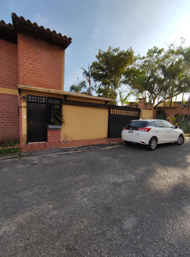 Llano Alto,  Carrizal  Town House En  Venta