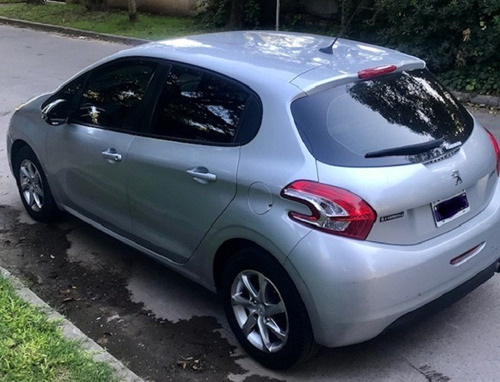 Peugeot 208 1.5 Allure Touchscreen