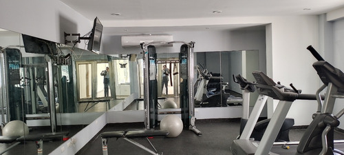 Foxpiantini.com - A339 | Apartamento Alquiler Piantini Amueblado | Bien Situado Detrás Del Blue Mall
