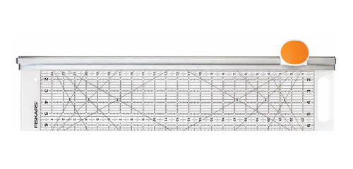  Fiskars 195130-1001 Rotary Cutter And Ruler Combo, 6x24cm