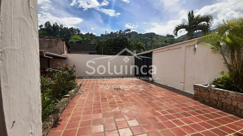 Imagen 2 de 30 de Amplia Y Comoda Casa Pedregosa Baja