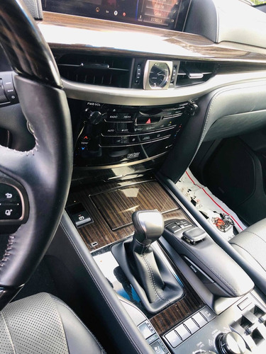 Imagen 5 de 14 de Lexus Lx 570 Full Exsecutiv