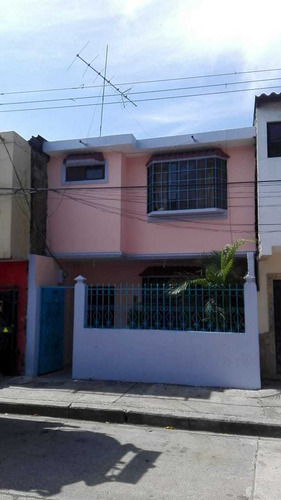Imagen 1 de 14 de Casa 2 Plantas, 3 Dormitorios, Oportunidad