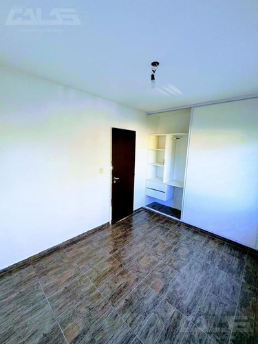 Real Oportunidad! Hermoso Duplex De 3 Ambientes Dentro De Un Muy Lindo Complejo. Bajas Expensas!
