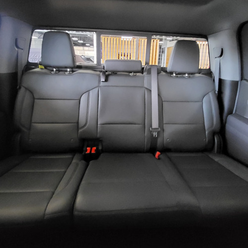 Chevrolet Cheyenne 5.3 Doble Cab Rst 4X4 At