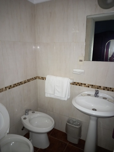 Habitaciones Mensuales Con El Servicio De Un Hotel Ideal .