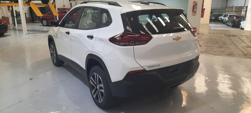 Imagen 7 de 25 de Chevrolet Tracker Turbo At My 24 Fh