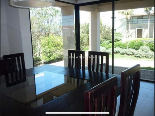 Casa En Venta De 4 Dormitorios En Punta Del Este - Ref: 3802