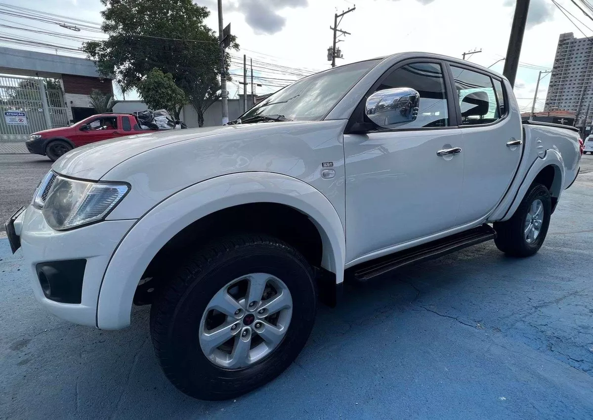 Mitsubishi L200 3.5 SPORT HPE 4X4 V6 24V FLEX 4P AUTOMÁTICO