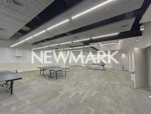 Excelente Local Comercial En Arriendo En Las Condes