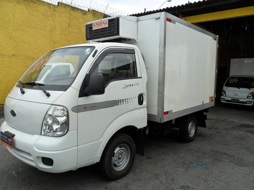 Kia Bongo 2011 Com Baú Refrigerado