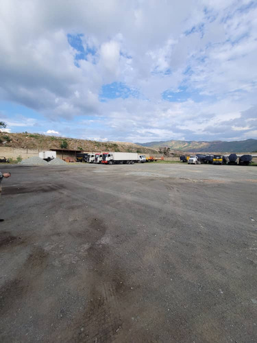 Se Ofrece En Venta Galpón. Sector Las Vegas De Cagua