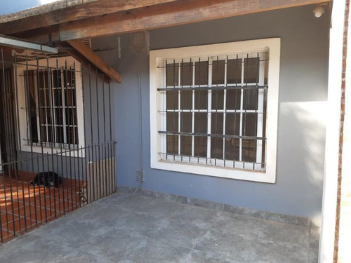 Imagen 3 de 14 de Casa En Venta En José C Paz