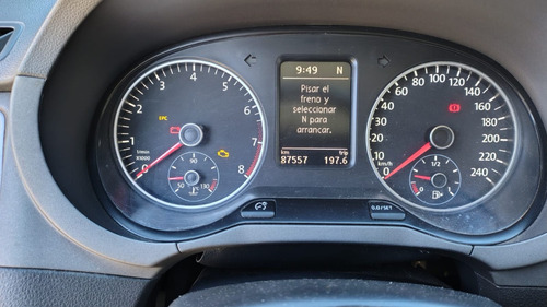 Volkswagen Suran 1.6 Imotion Highline