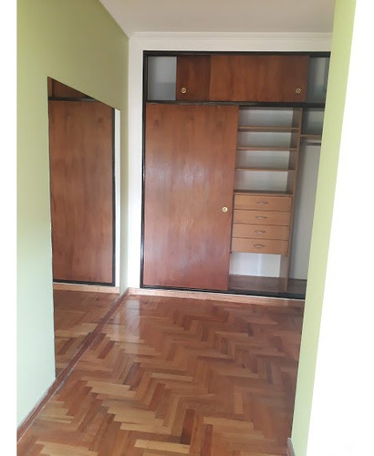 Imagen 9 de 13 de Departamento De 3 Amb Con Cochera Presidente Peron 900