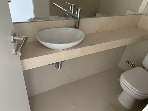 Imagen 12 de 20 de 3 Dorm. Dependencia . Cochera . Full Amenities . - Venta/alquiler- Las Cañitas