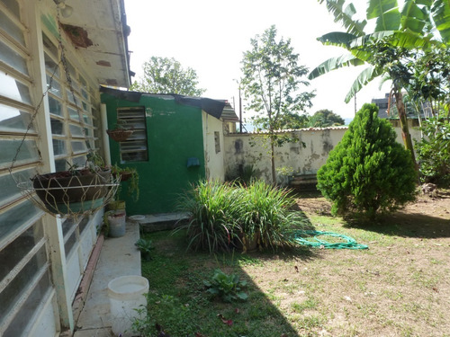 Imagen 23 de 28 de Los Palos Grandes, Casa Grande Esperando Para Adaptarse A Su Gusto, Calle Tranquila, Cerca De Todo Y Lejos De Todo Ruido.