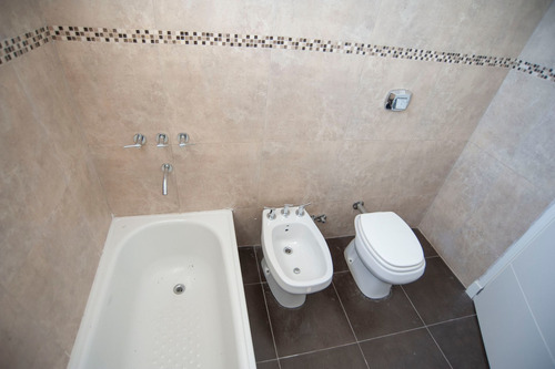 Depto En Venta 2 Dormis , Berazategui Centro