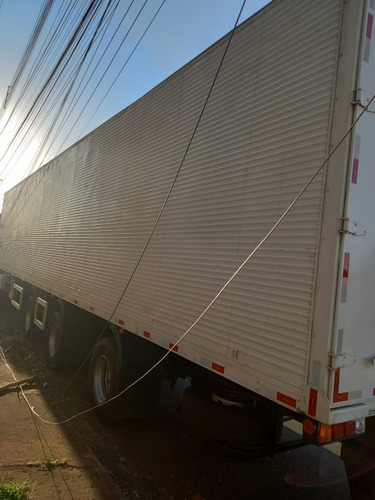 Imagem 2 de 4 de Carreta Bau 30 Paletes 15m Guerra 2014 Vanderléia