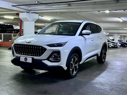 JAC JS8 Luxury