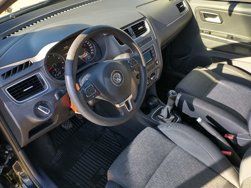 Volkswagen Suran 1.6 Trendline 11b