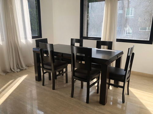 Imagen 5 de 21 de En Venta Apartamento En La Castellana .2do Piso Con Balcon