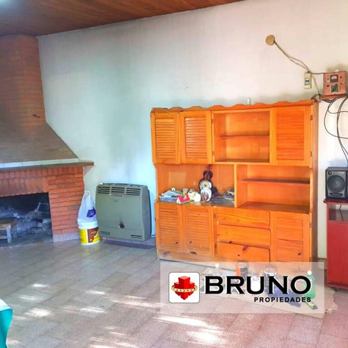 Casa En Venta En Mariano Acosta