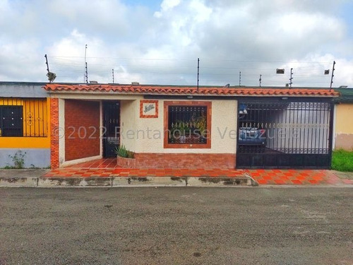 Imagen 1 de 12 de Casa Unifamiliar En La Ciudadela Camino Real 22-8873 Hl