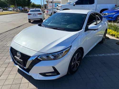 Nissan Sentra 1.8 Advance Cvt