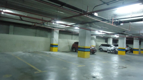 Rf Apartamento En Venta En La Candelaria Semiremodelado