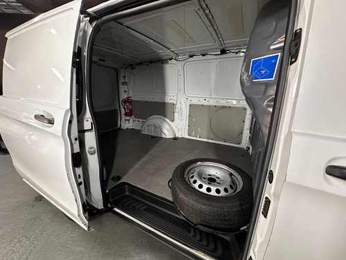 Mercedes-Benz Vito 111 CDI V1 FURGON AA L15